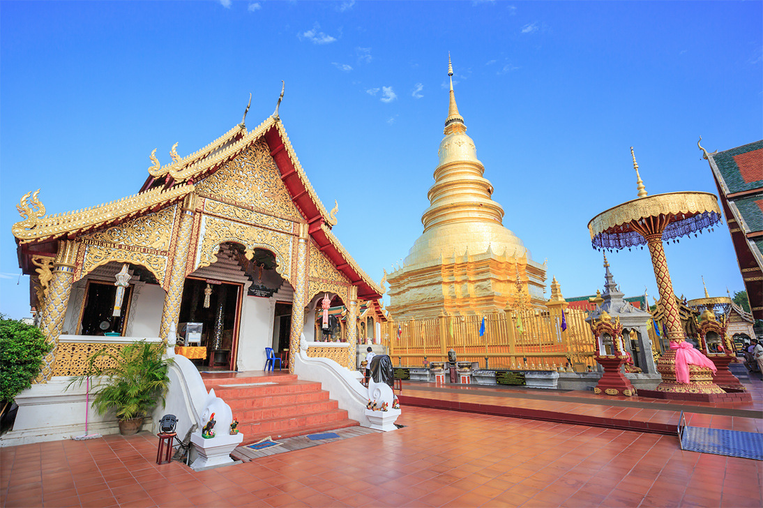 Храм Wat Phra That Hariphunchai