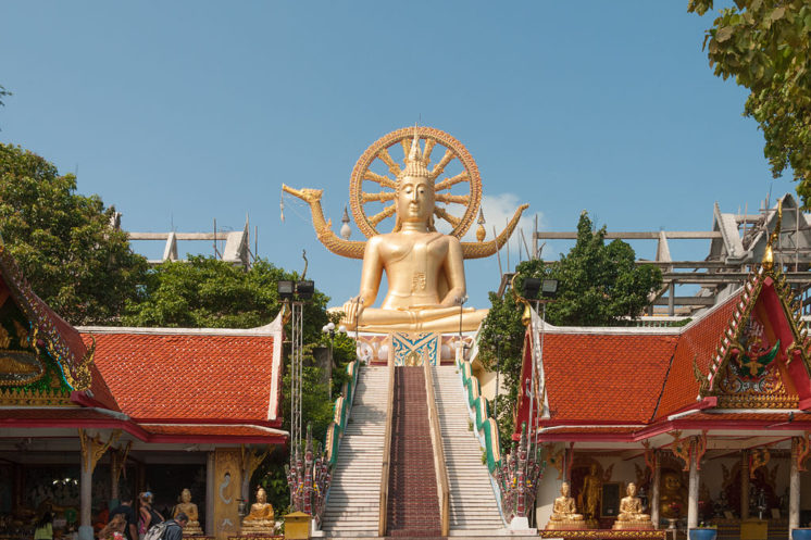 Храм большого Будды (Ват Пхра Яй